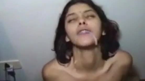 Indian300 - Indian teen babe eating spunk - porn300.com video