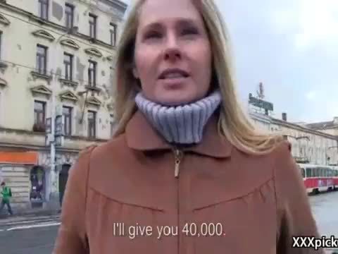 Cutie amateur european slut seduces tourist dor a street blowjob 35